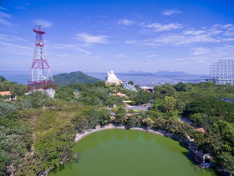 Duy Ninh Hotel 2*